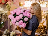 Яркая доставка цветов в Оренбурге как отличная идея попросить прощения